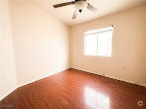 Building Photo - 9436 Lake Creek St