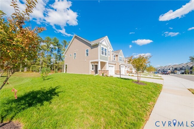 Building Photo - 18372 Palisades Ct