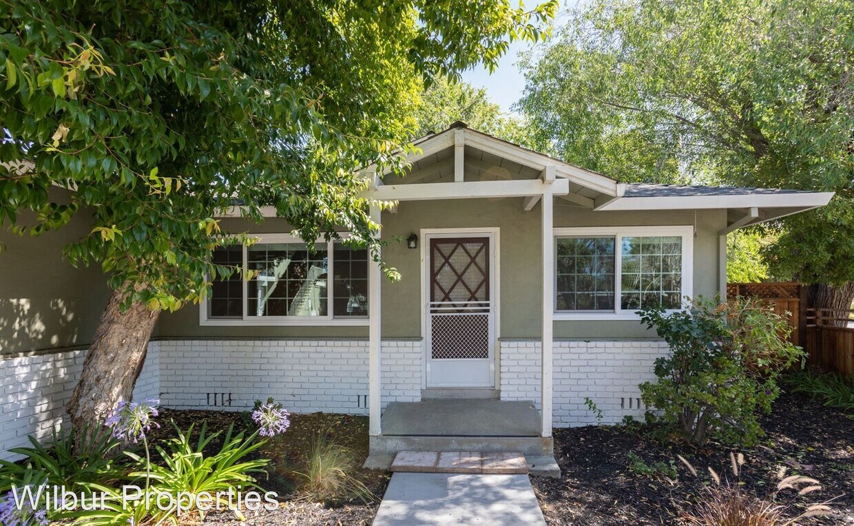 Foto principal - 201 Loma Verde Ave