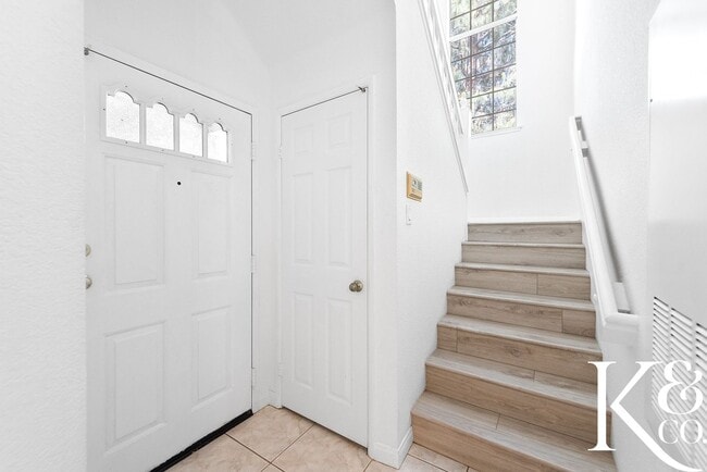 Foto del edificio - Relaxing Home in Vibrant Community with Pool, Spa, and Courts