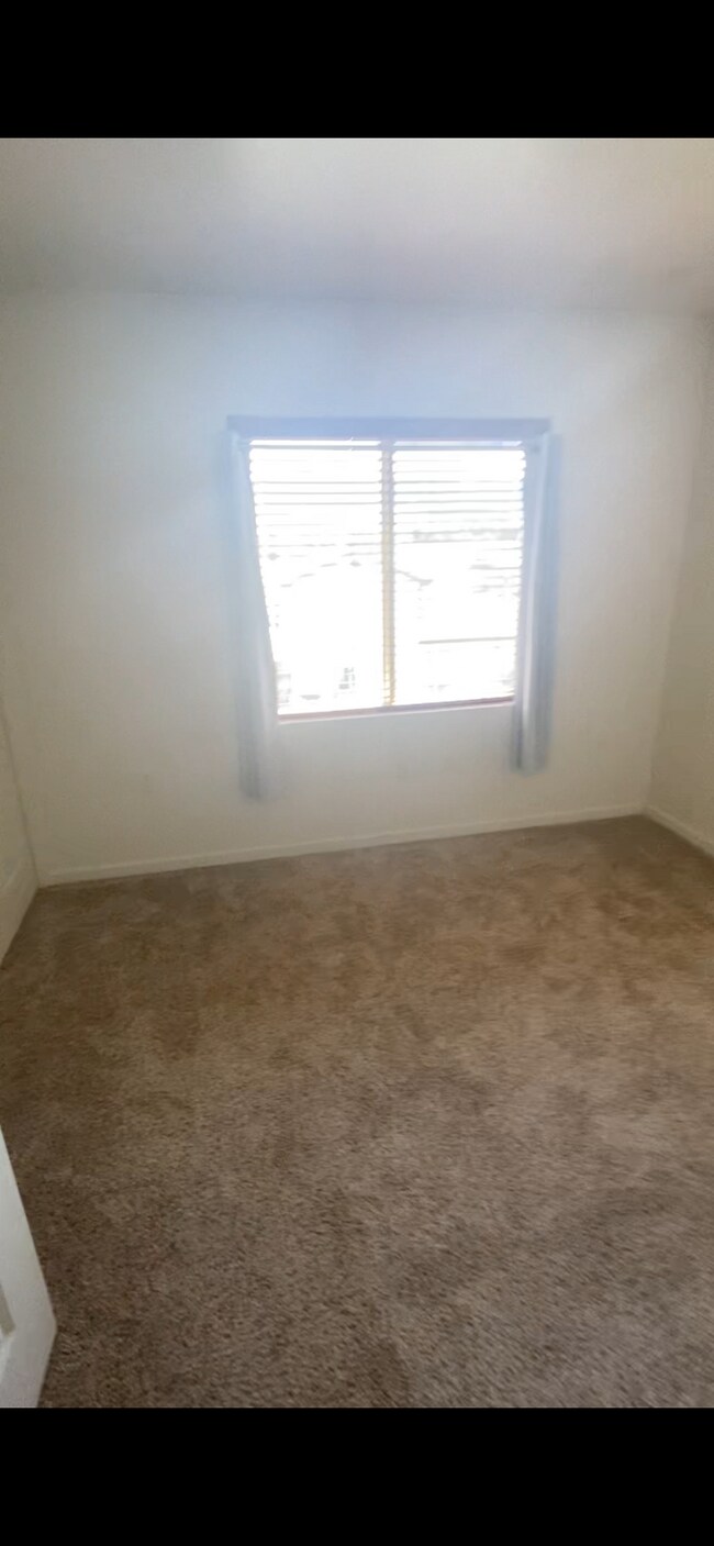 Foto del edificio - 2773 E 15th St