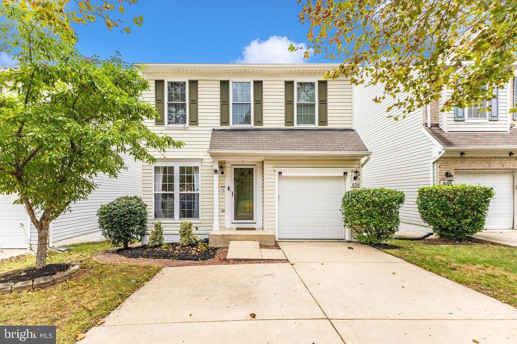 Foto principal - 8310 Lyndhurst St