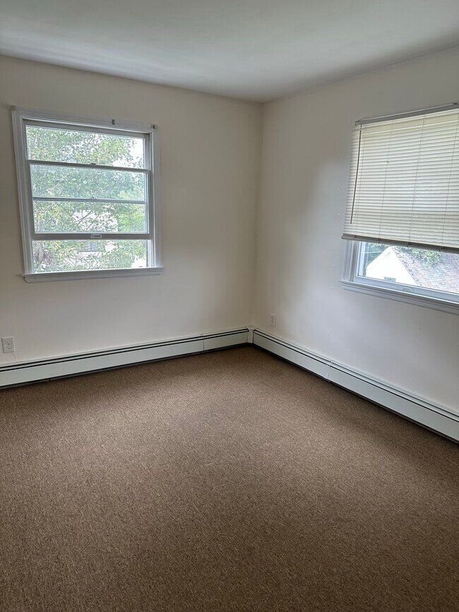 Foto del edificio - 40 Jackson Ave