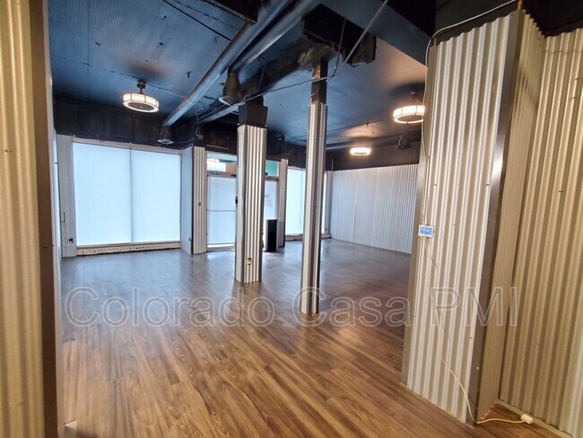 Building Photo - 1012 W Colorado Ave