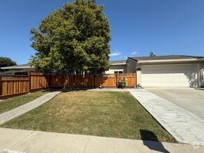 Building Photo - 5393 Cedar Grove Cir