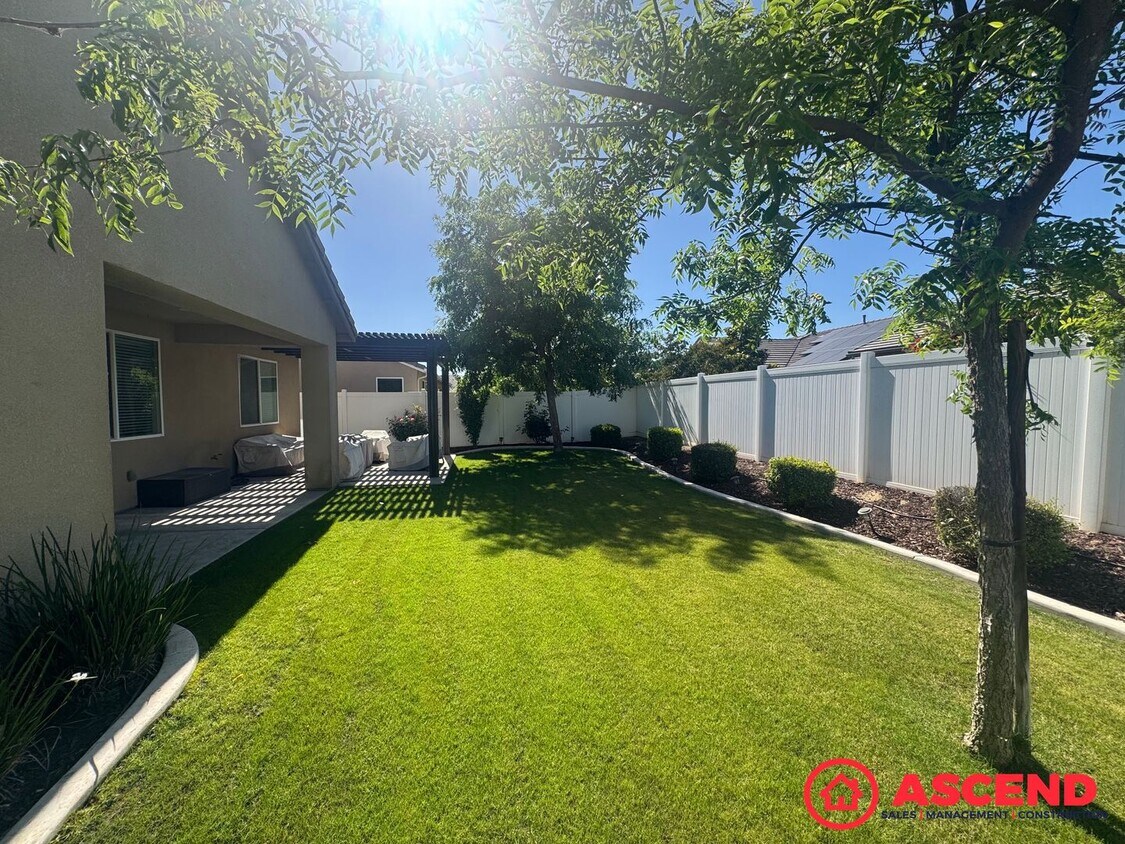 Building Photo - Splendid Home In Rosedale Area!