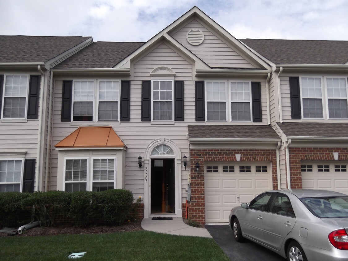 Primary Photo - 32267 Pelican Ct