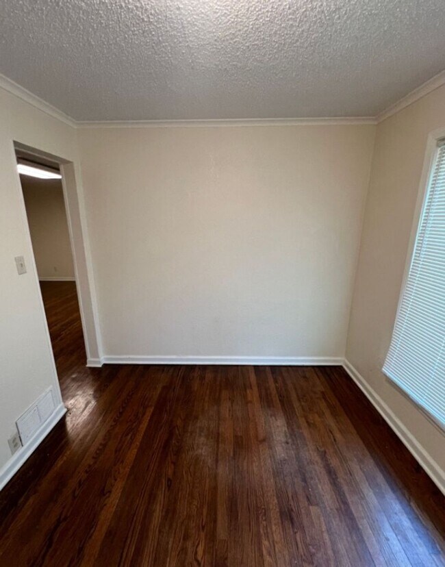 Foto del edificio - Coming Soon! Spacious 3-Bed, 2-Bath Home i...