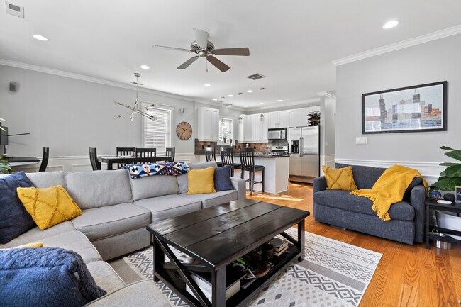 Foto del edificio - 3708 N Ashland Ave