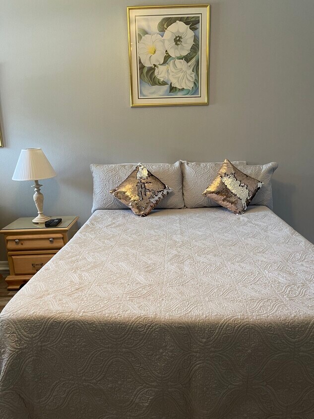 Bed - 9921 Perfect Dr