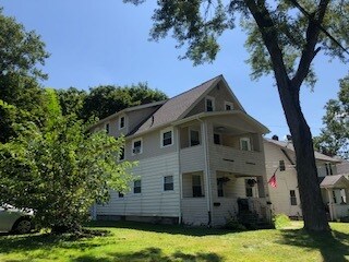 House - 1331 Hillcrest Dr