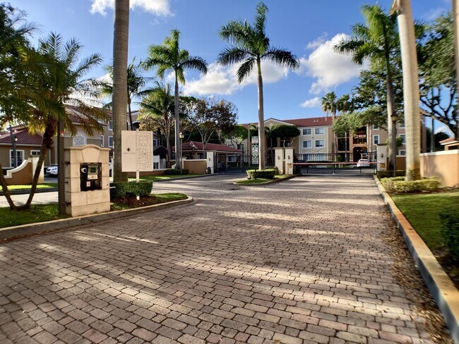 Foto del edificio - 6821 SW 44th St