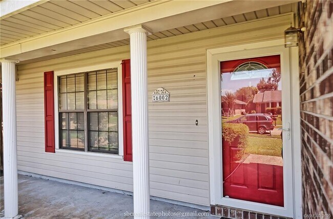 Building Photo - 6002 Running Brook Ln