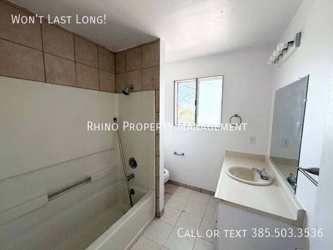 Building Photo - 475 N 1465 W