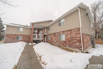 Building Photo - 264 N 3rd E