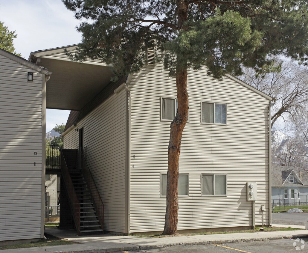 Osmond Heights Apartaments - Normandie and Osmond Heights Apartments