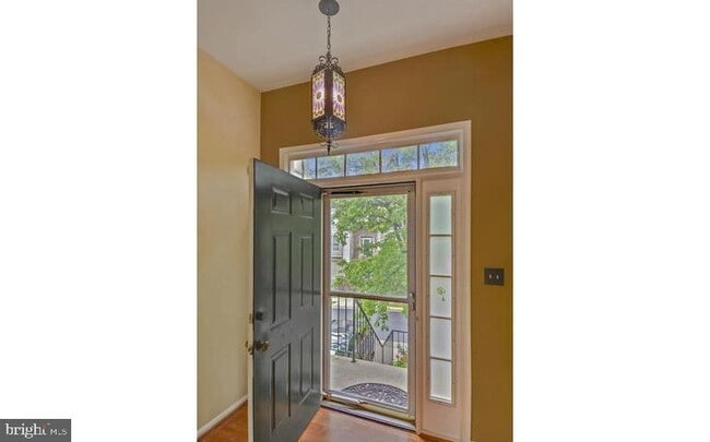 Building Photo - 46879 Trumpet Cir
