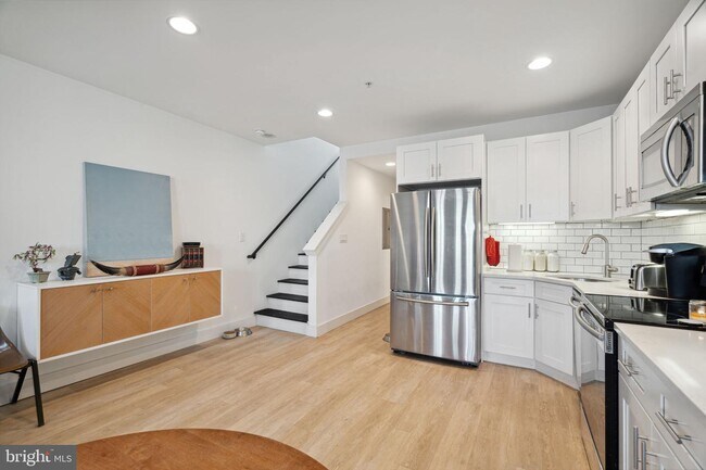 Foto del edificio - 1412 Frankford Ave