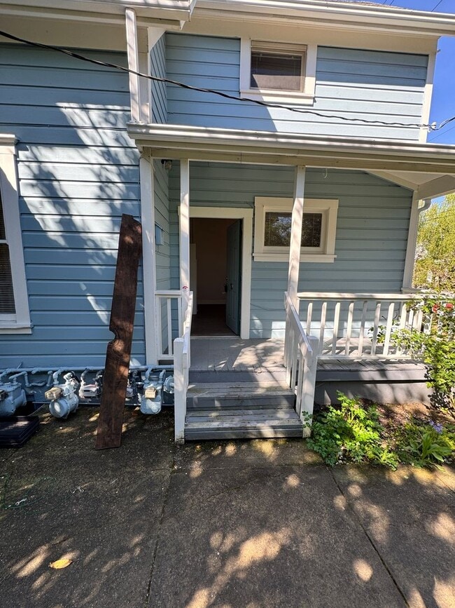 Nehalem Place - Nehalem Place Apartment