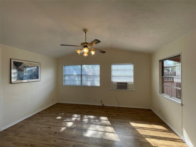 Building Photo - 17303 E Darleen Dr