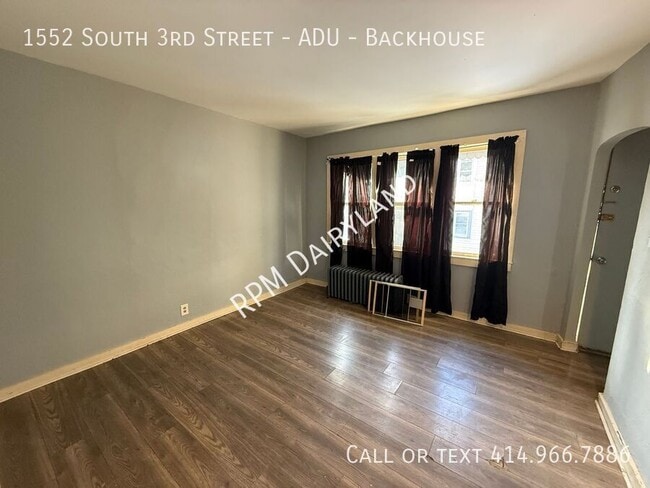 Foto del edificio - 1552 S 3rd St