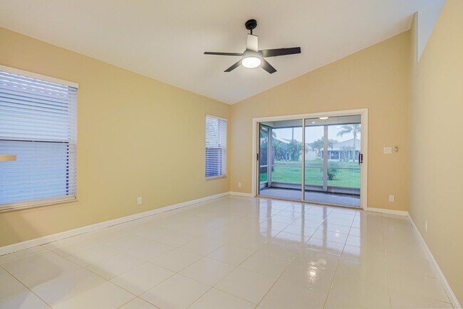 Foto del edificio - 7620 Stirling Bridge Blvd N