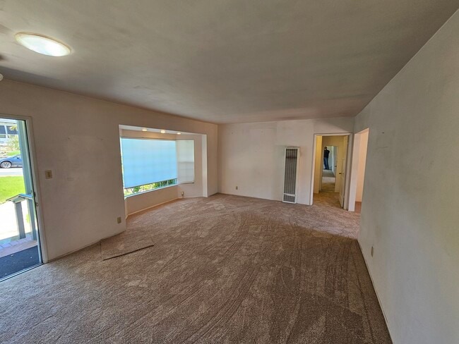 Living Room - 1320 Voorhees Ave