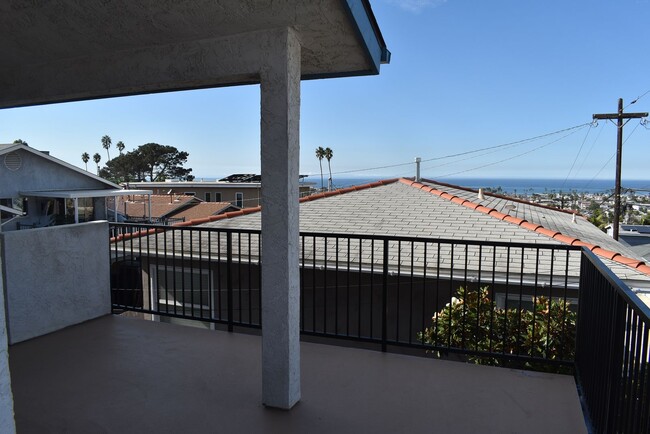 Foto del edificio - Newly Remodeled Ocean View Home in Ocean B...