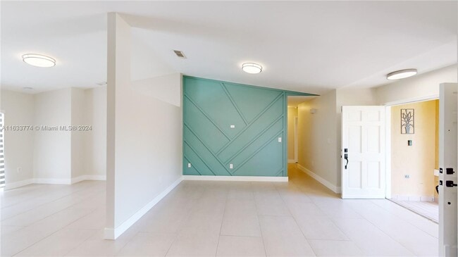 Building Photo - 16321 SW 78th Terrace