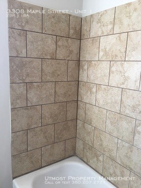 Building Photo - LONGVIEW! 2 Bedroom Apartment - Ground Level