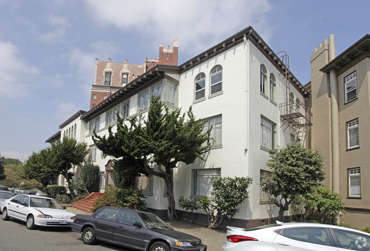 Foto del edificio - Hill Manor and Hill Court Apartments