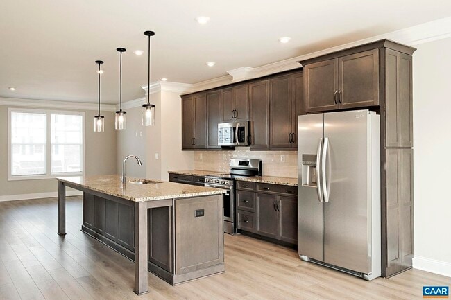Building Photo - 4012 Talen Ln