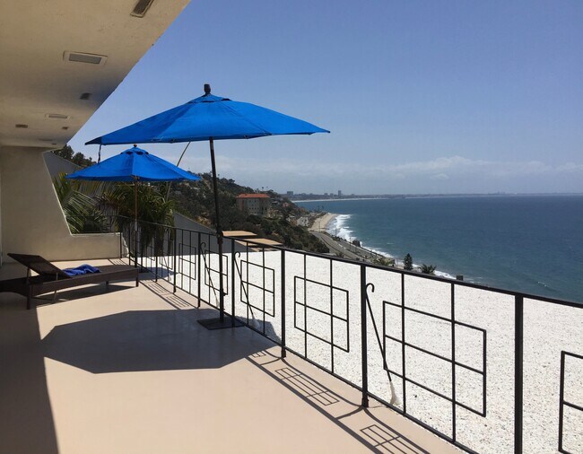 View and deck - 18139 Coastline Dr