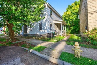 Building Photo - 2339 Rohs St