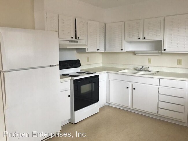Foto del edificio - 3 br, 2 bath House - 107 Huntington Court