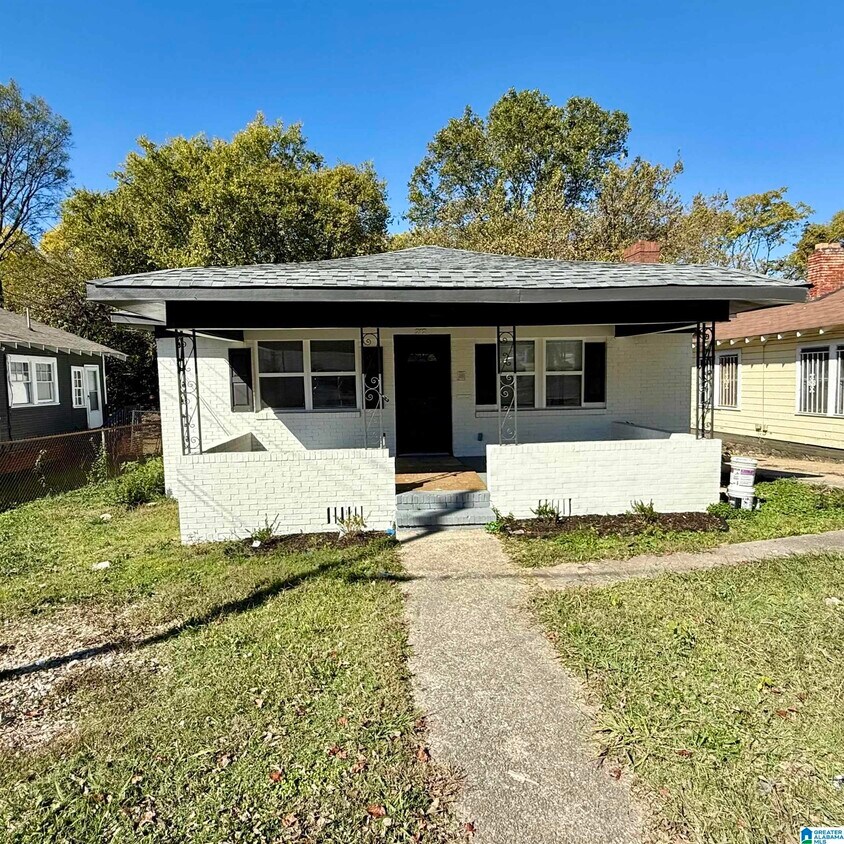 Foto principal - 212 Bankhead Hwy W