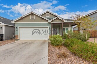 Building Photo - 5009 S 11th Pl