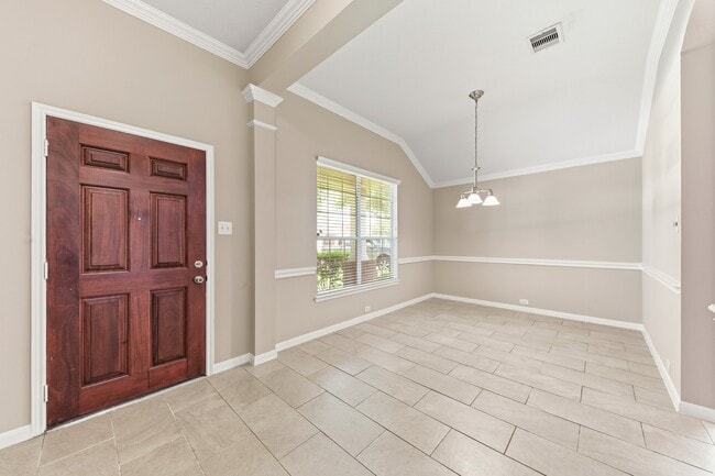 Building Photo - 731 Pickett Hill Ln