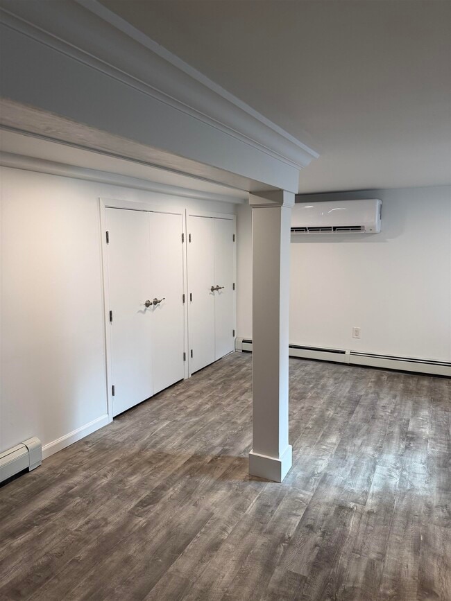 Foto del edificio - 290 Paterson Plank Rd