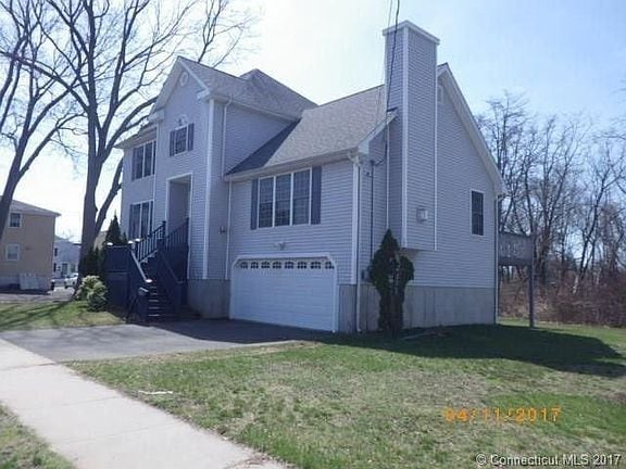 Building Photo - 156 3rd Ave