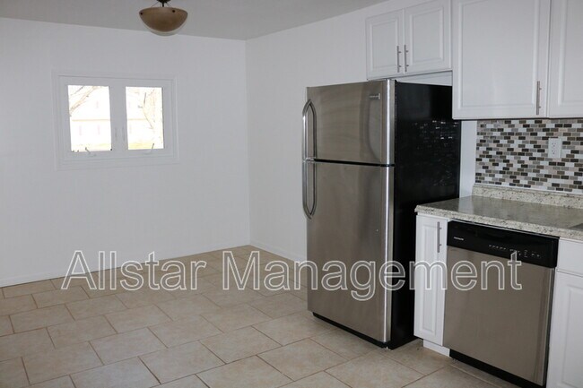 Foto del edificio - 958 Quentin Rd