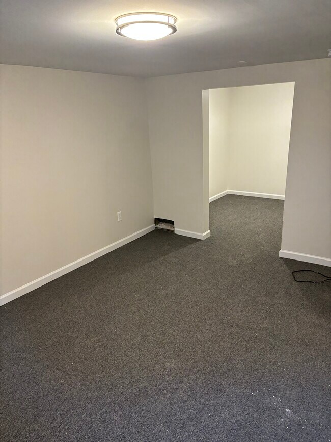 Foto del edificio - 34805 Glenwood Rd