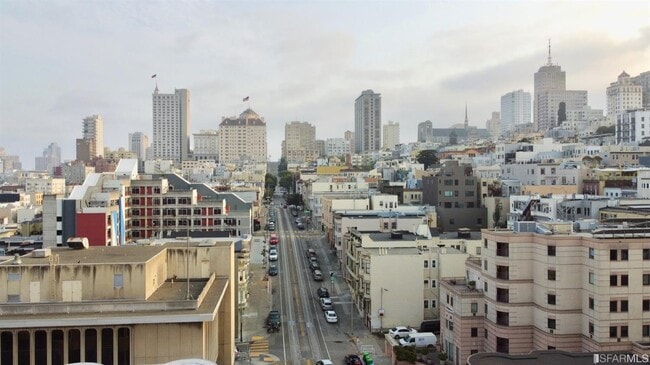 Foto del edificio - 1529 Mason St