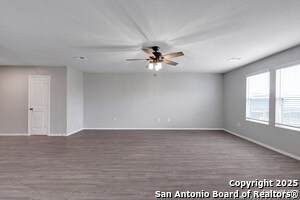 Foto del edificio - 6448 Cotton Ridge
