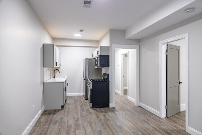 Foto del edificio - 626 E 6th St