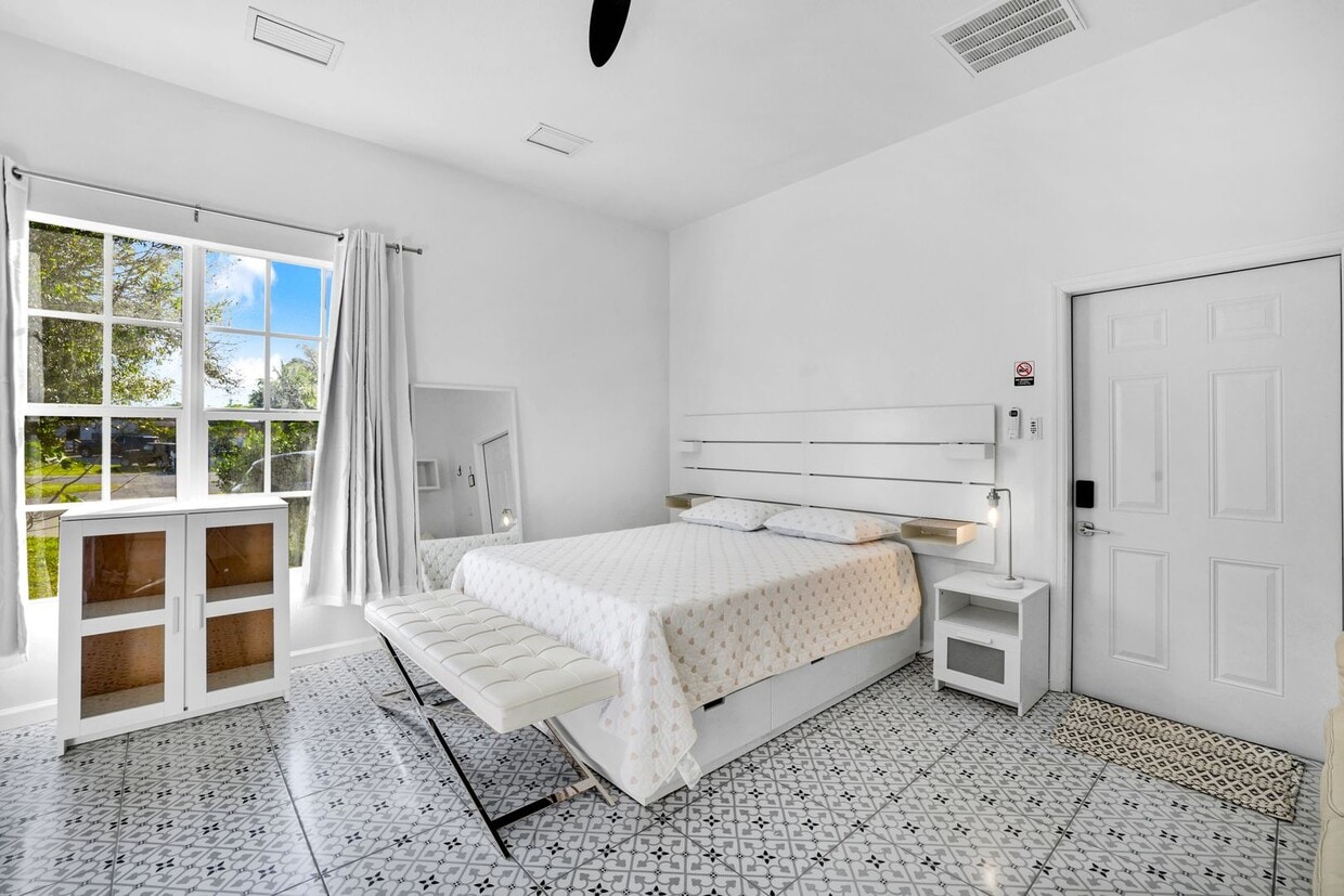 Foto principal - 170 5th St
