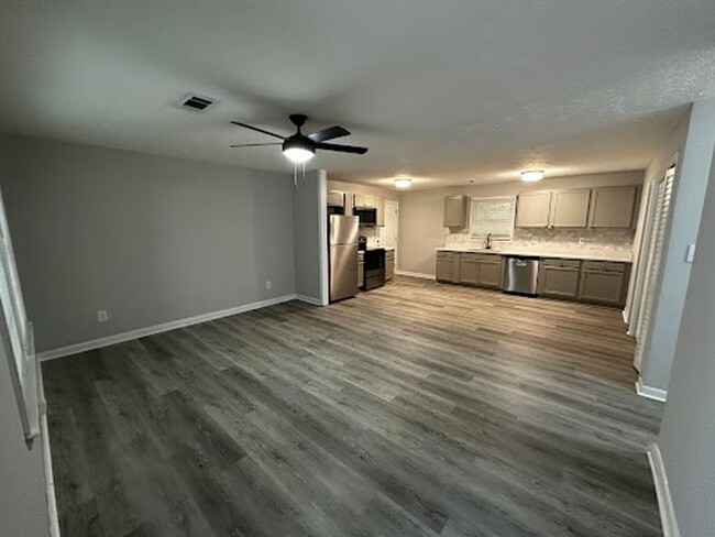 Foto del edificio - 3 Bed and 2 Bath in Covington, GA!---Speci...