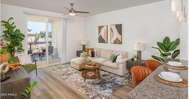 Foto del edificio - 3545 E Warner Rd