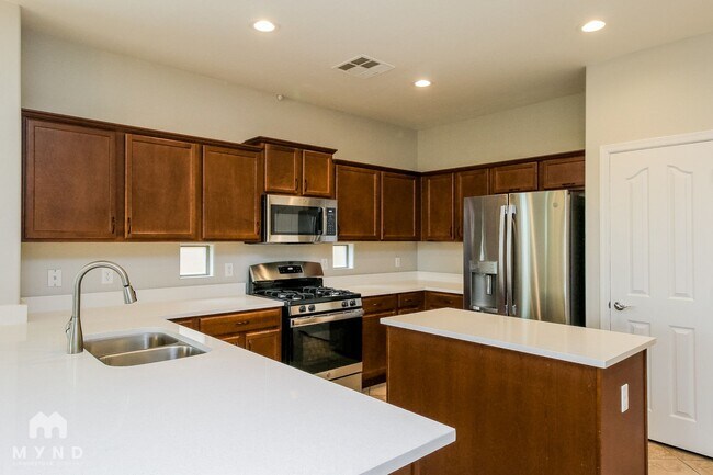 Building Photo - 36234 W Prado St