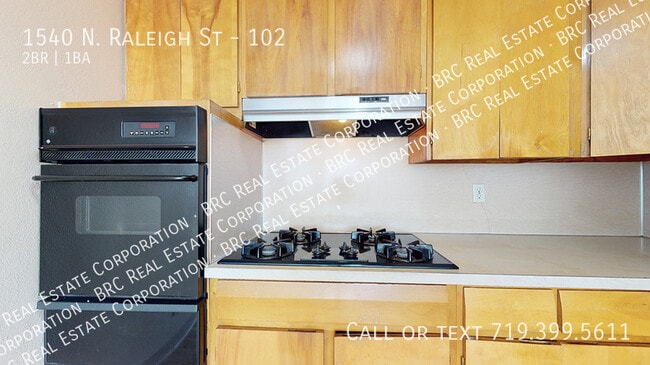 Building Photo - 1540 N Raleigh St